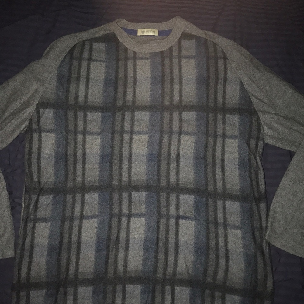 Men’s kinross cashmere sweater large